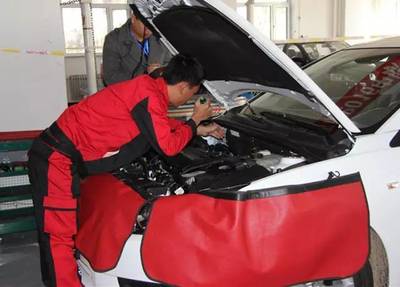 精技礪能，匠心筑夢——扎蘭屯職業(yè)學院汽車工程系2017年招生簡章